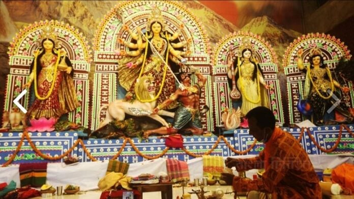 Lakshmi Puja at Dhakeshwari Temple